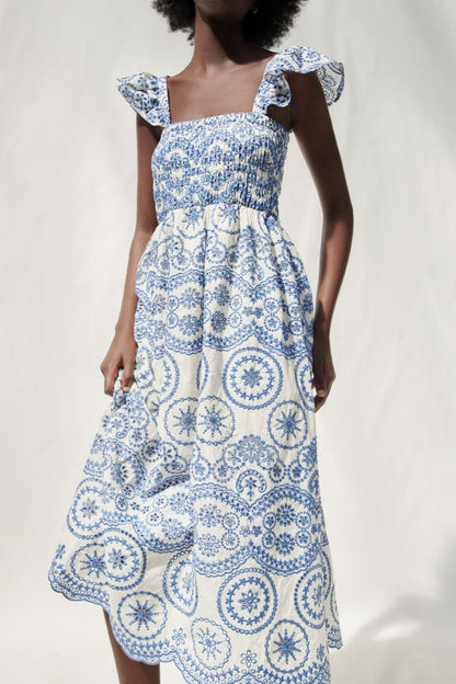 Polished Dress with an Effortless Classic Look