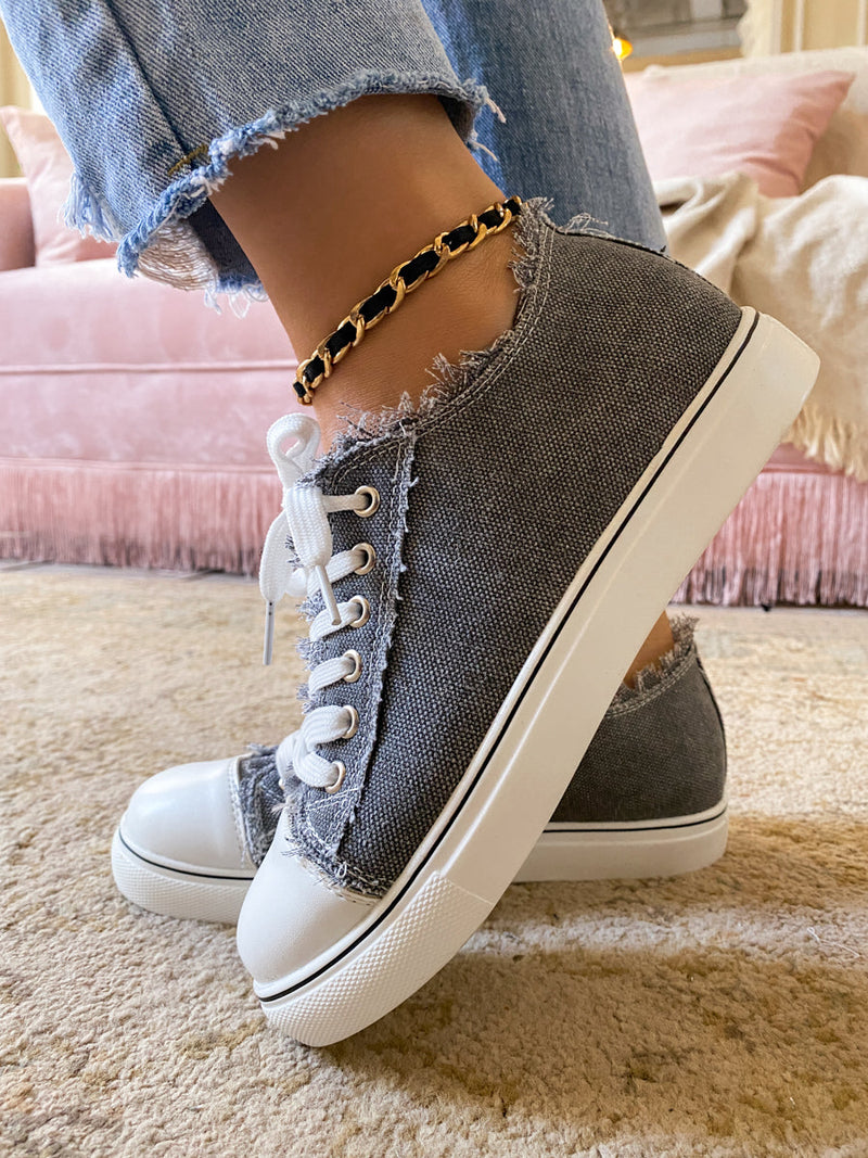 Elegantly Styled Sneakers for Everyday Wear