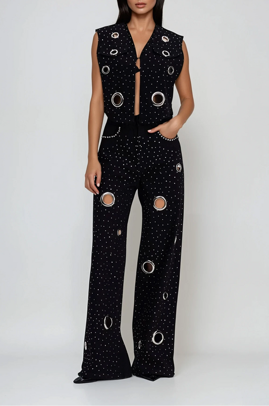 Elegantly Styled Pants for Everyday Wear
