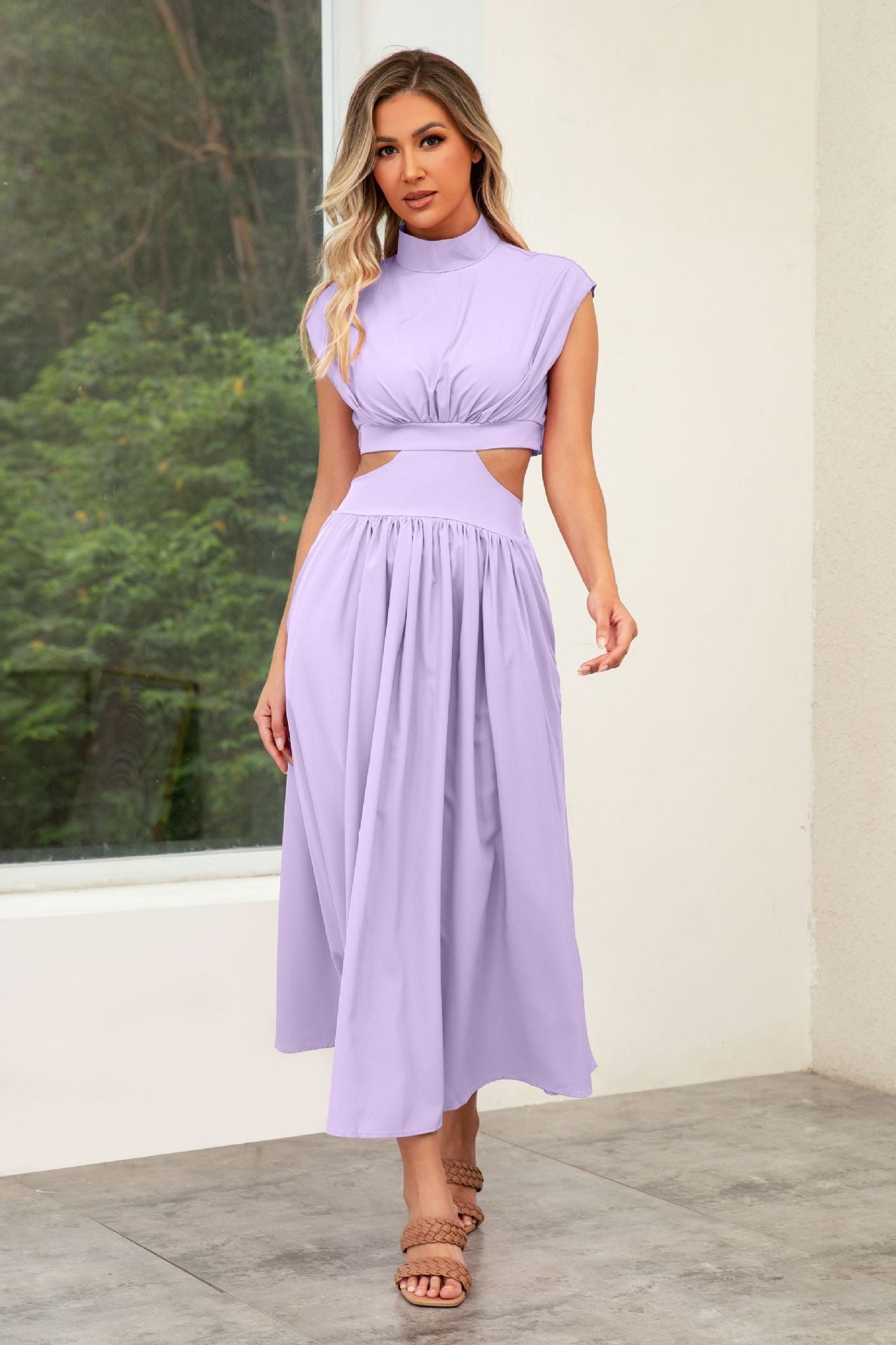 Gracefully Styled Dress for Any Occasion