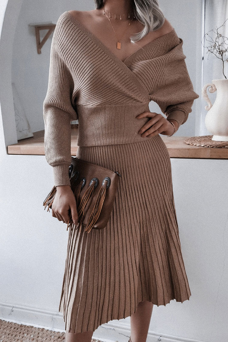 Beautifully Finished Sweater in a Timeless Design
