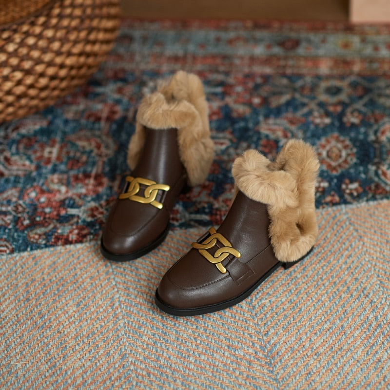 Elegantly Styled Shoes for Everyday Wear