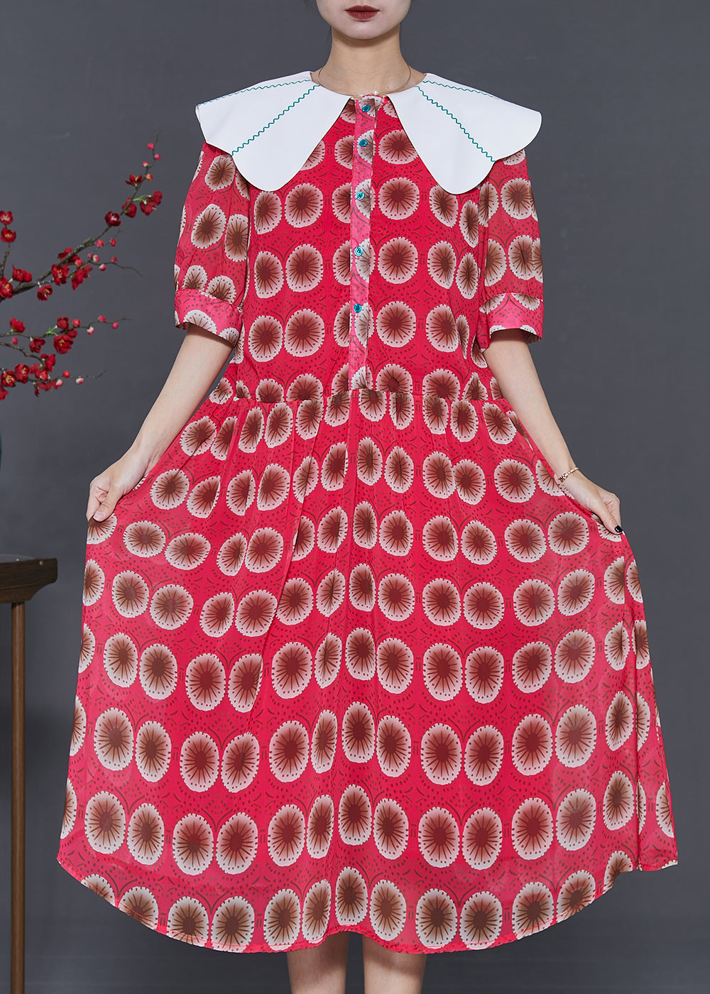 Sophisticated Dress with a Clean Classic Look