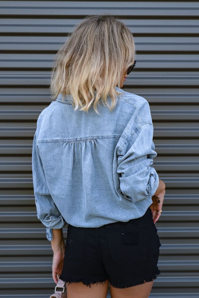 Beautifully Crafted Shirt in a Classic Style