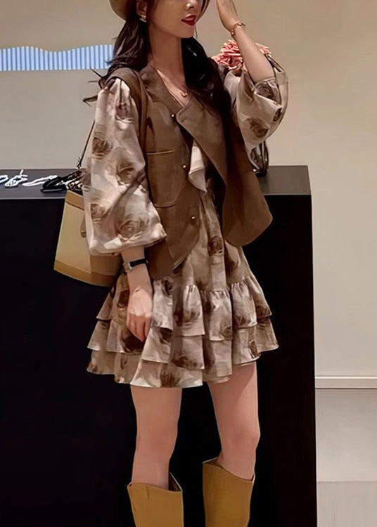 Sophisticated Dress with a Clean Classic Look