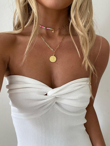 Beautifully Finished Top in a Timeless Design