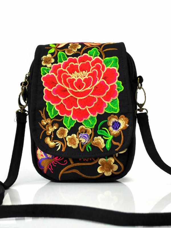 Elegantly Styled Bag for Everyday Wear