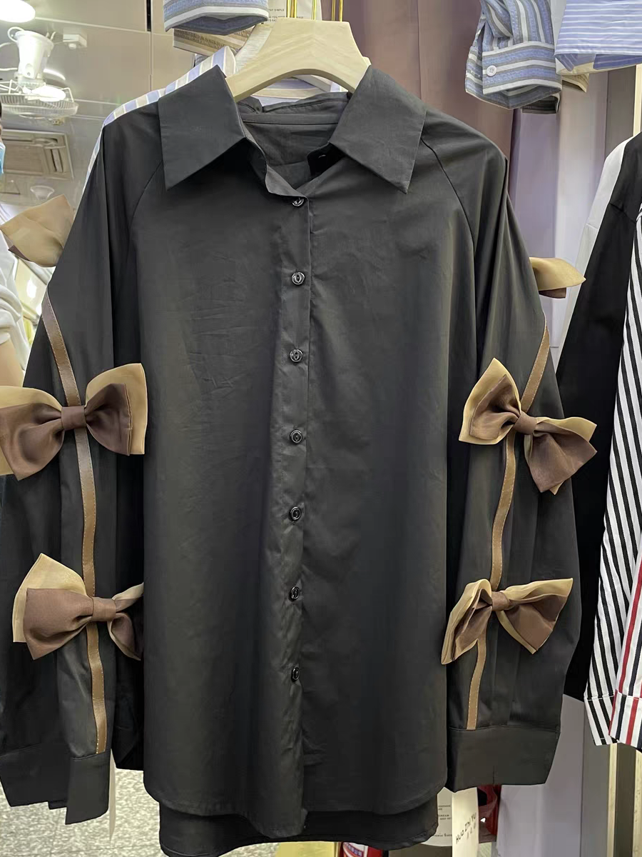 Elegantly Styled Shirt for Everyday Wear