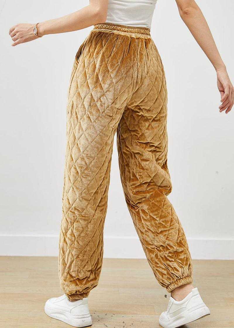 Well Tailored Pants with a Graceful Silhouette