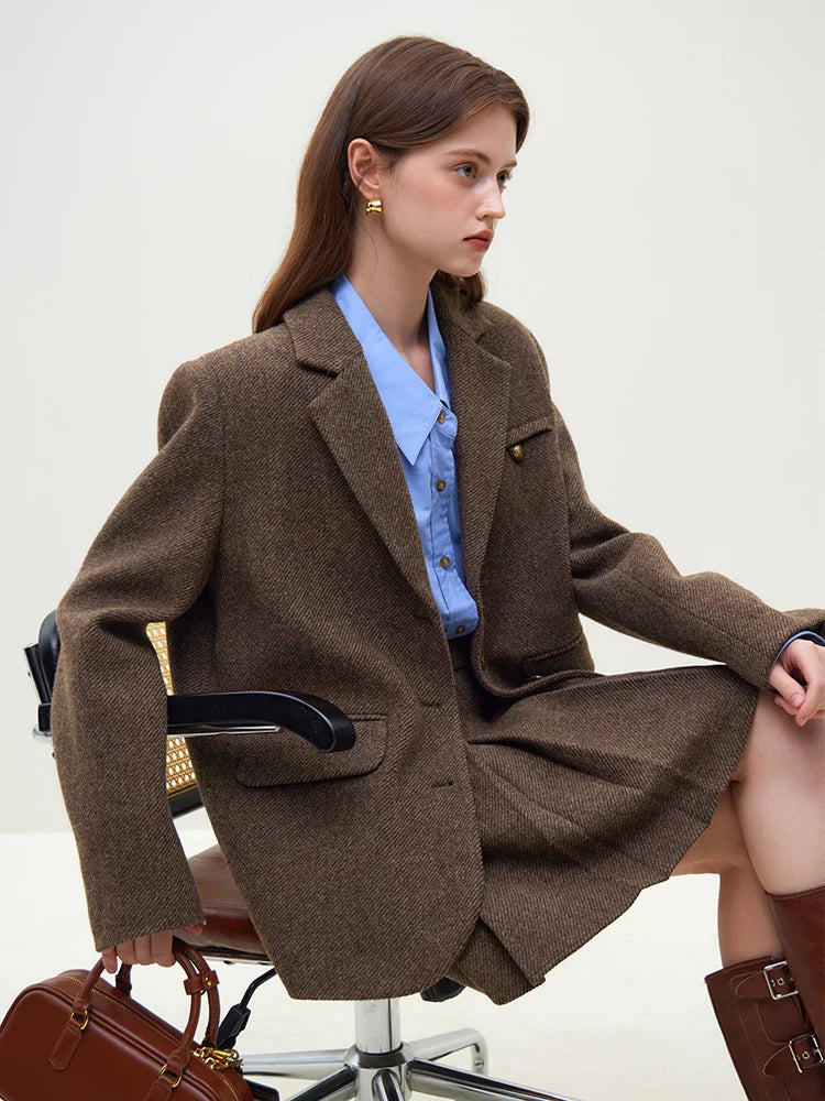 Beautifully Finished Garment in a Timeless Design