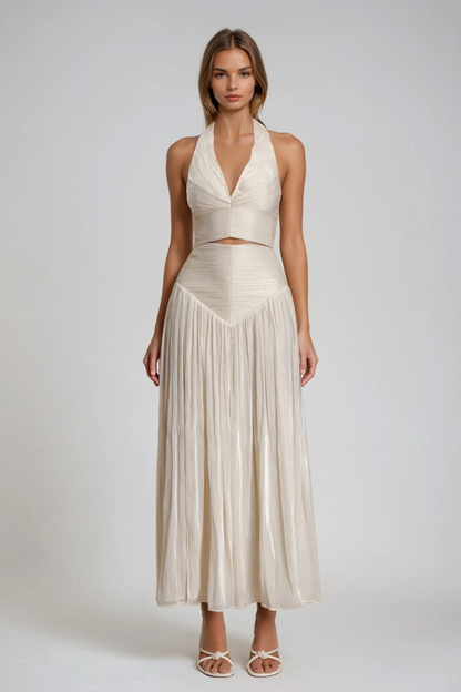 Gracefully Styled Garment for Any Occasion