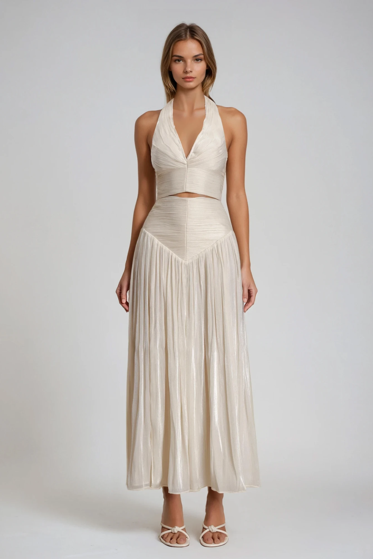 Sophisticated Garment with a Clean Classic Look