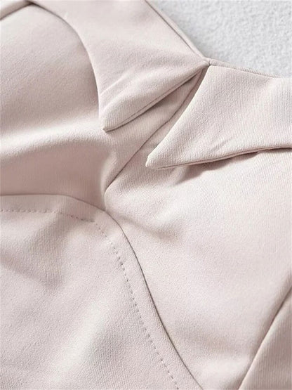 Classic Vintage & Enduringly Stylish Top