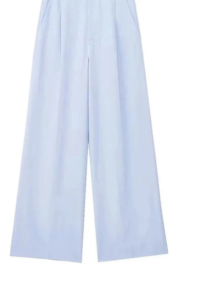 Sophisticated Garment with a Clean Classic Look