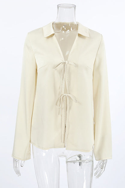 Well Tailored Blouse with a Graceful Silhouette