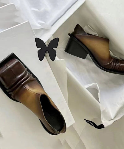 Well Tailored Heels with a Graceful Silhouette