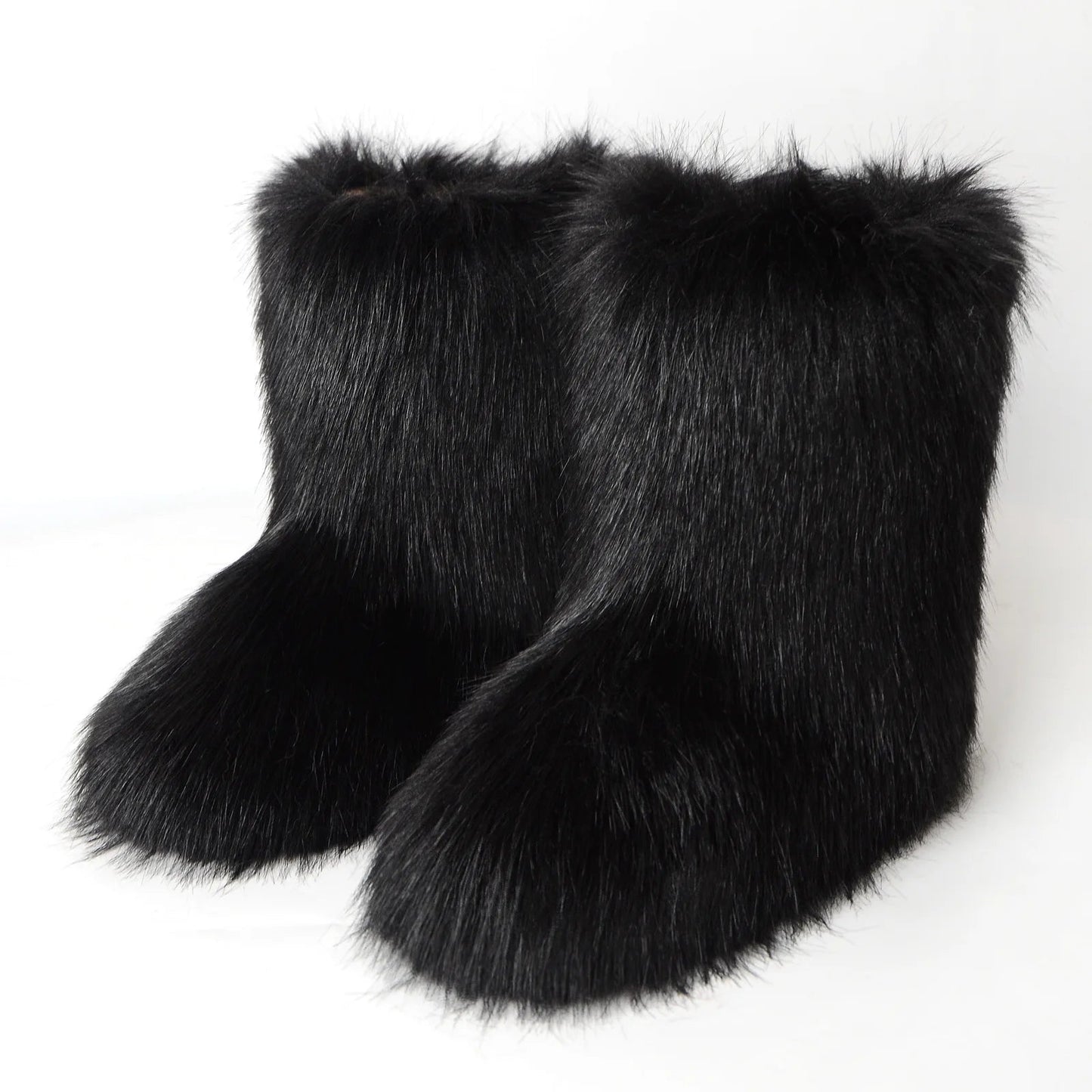 Well Tailored Boots with a Graceful Silhouette