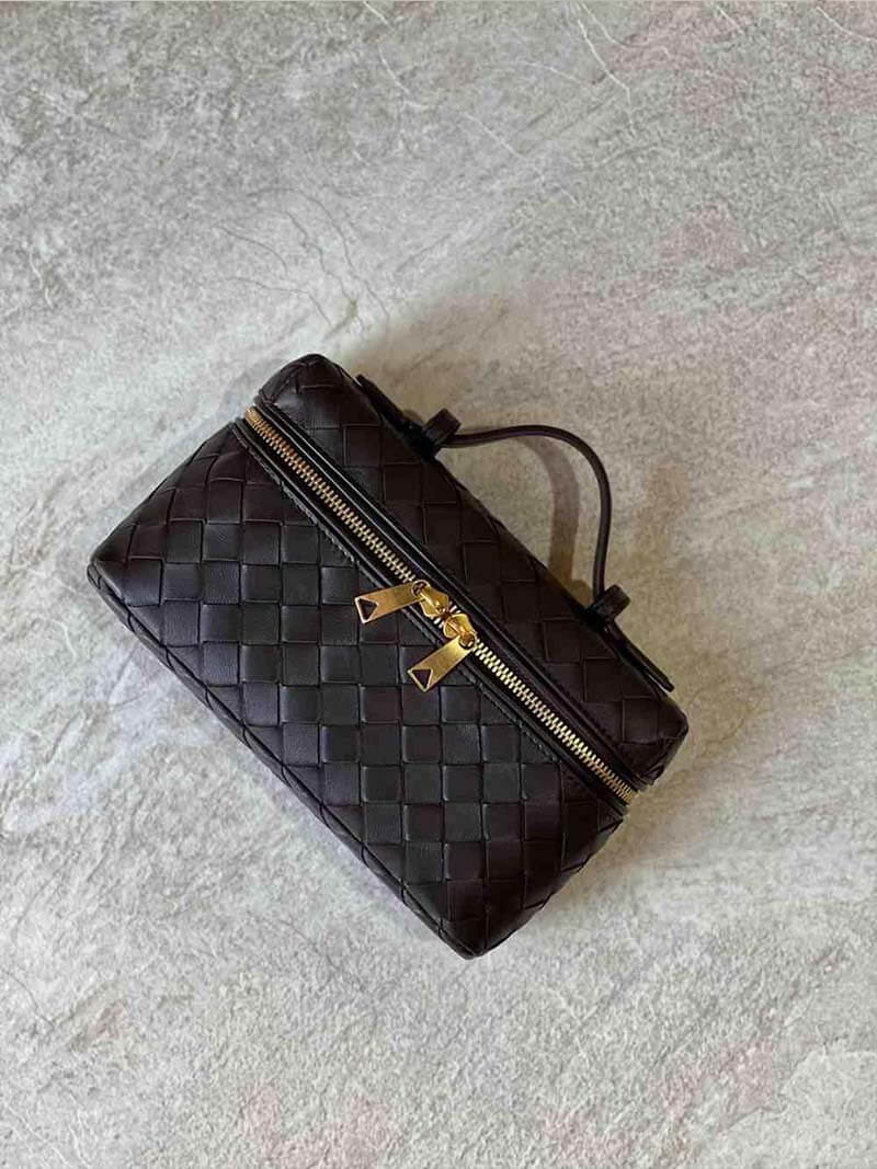 A Vintage Style Bag with Delicate Timeless Details