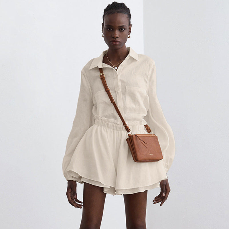 Classic Vintage Blouse with a Flattering Fit