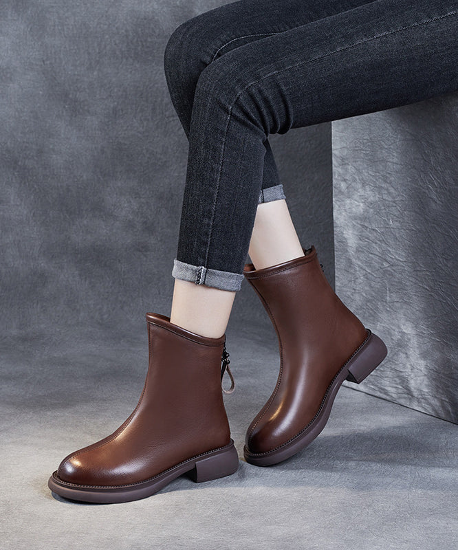 Polished Boots with an Effortless Classic Look