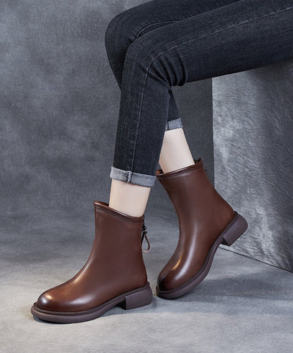 Polished Boots with an Effortless Classic Look