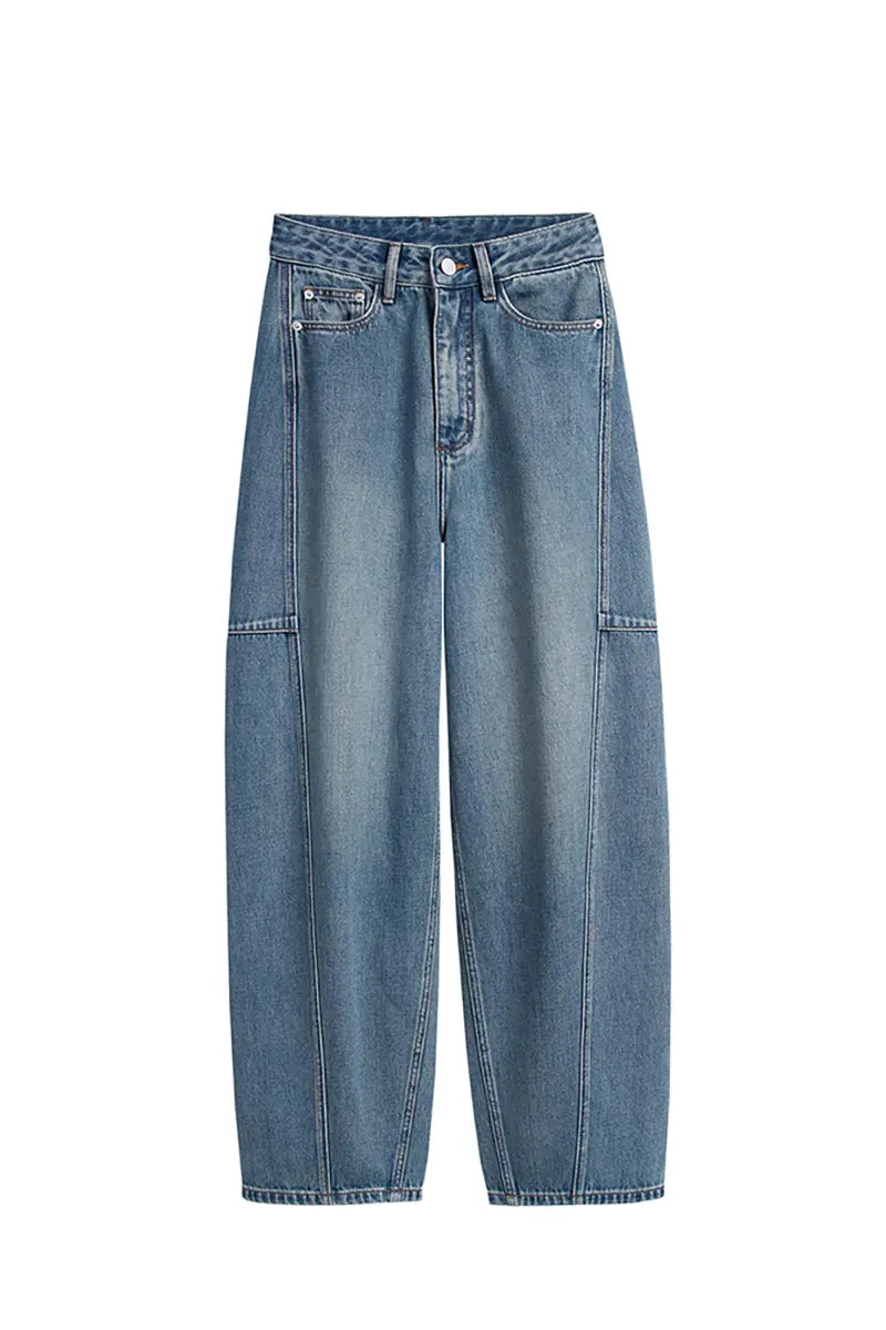 Sophisticated Garment with a Clean Classic Look