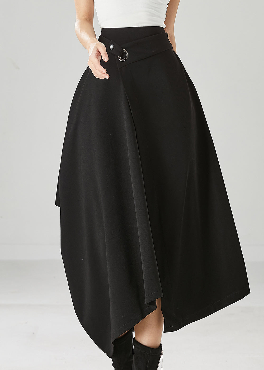 Gracefully Styled Garment for Any Occasion