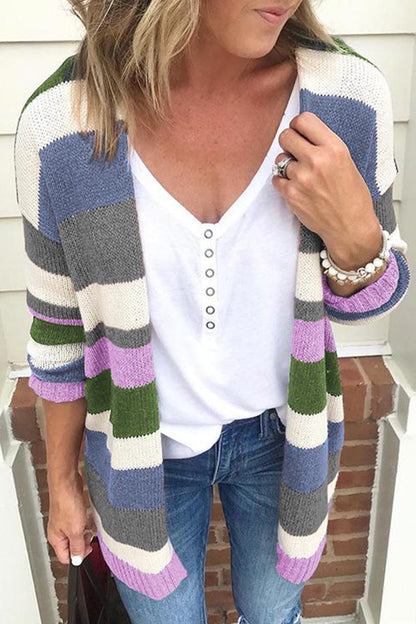 Effortlessly Elegant Sweater with a Timeless Design