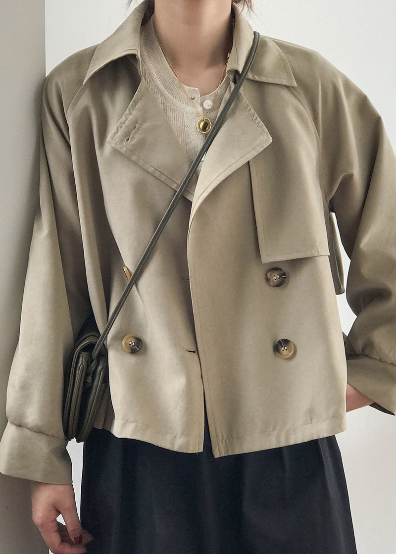 Classic Vintage & Enduringly Stylish Coat
