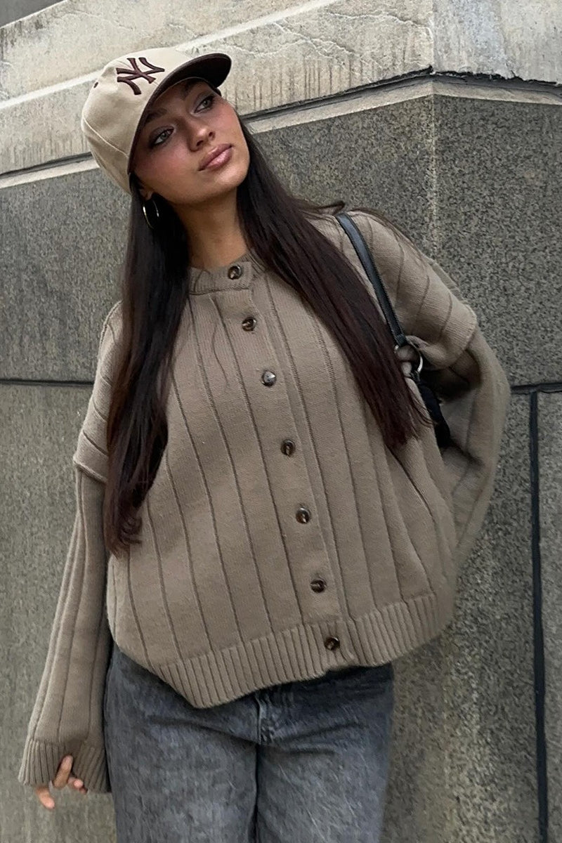 Classic Vintage & Enduringly Stylish Cardigan