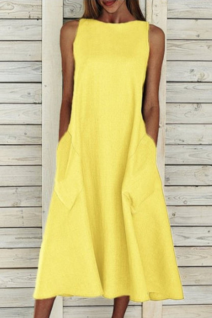 Sophisticated Dress with a Clean Classic Look