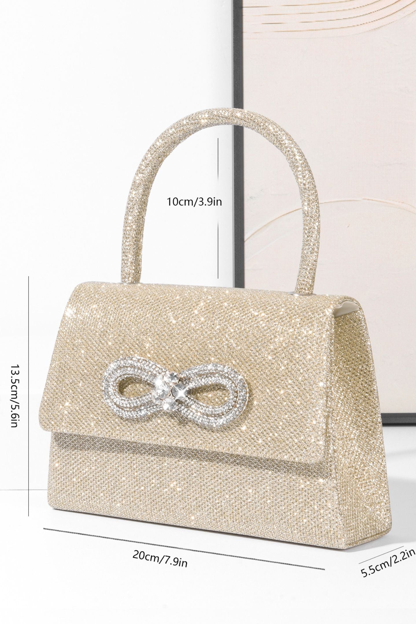 Elegantly Styled Bag for Everyday Wear