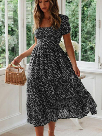 Classic Vintage Dress with a Flattering Fit