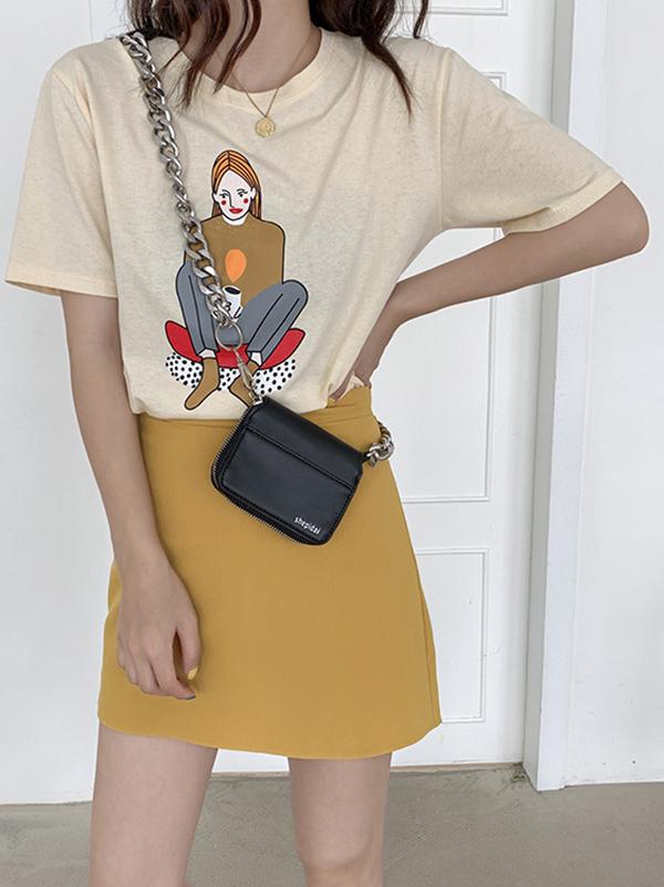 Polished Bag with an Effortless Classic Look