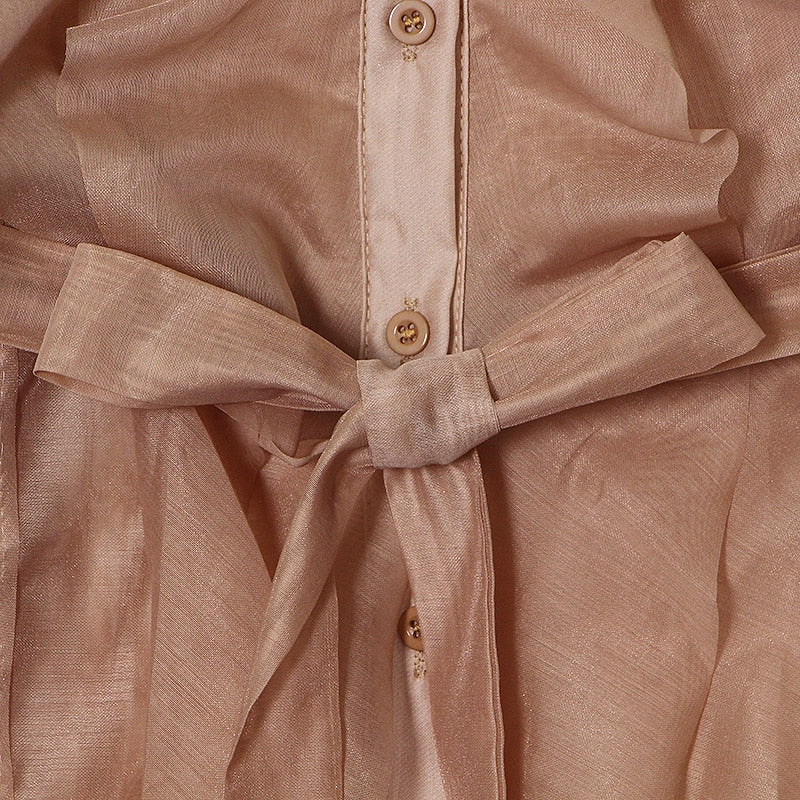 Beautifully Crafted Blouse in a Classic Style