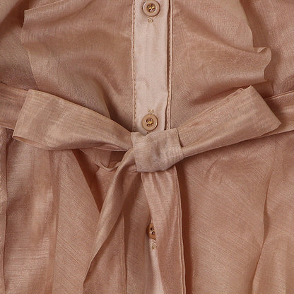 Beautifully Crafted Blouse in a Classic Style