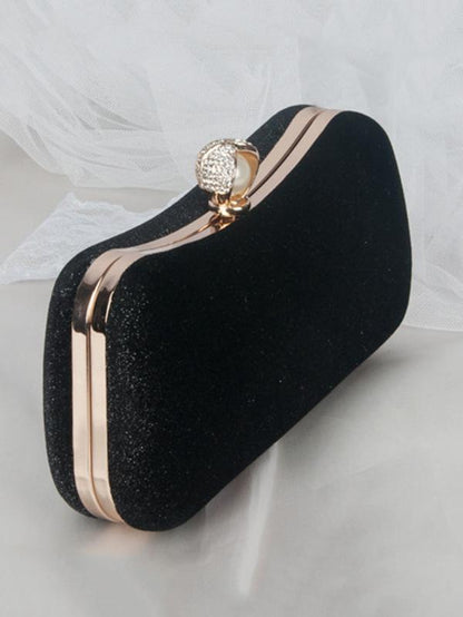Classic Vintage Bag with a Flattering Fit