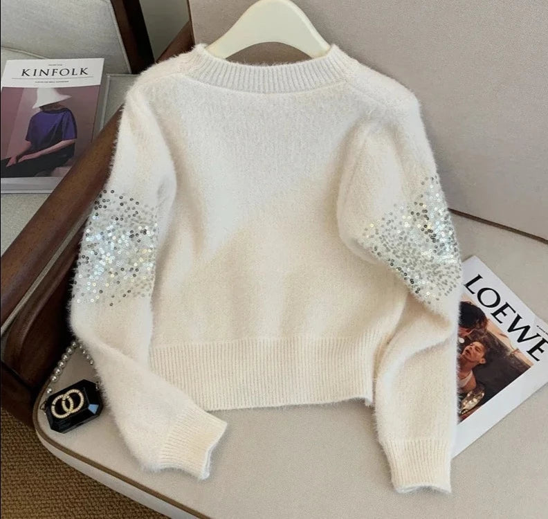 Beautifully Finished Sweater in a Timeless Design