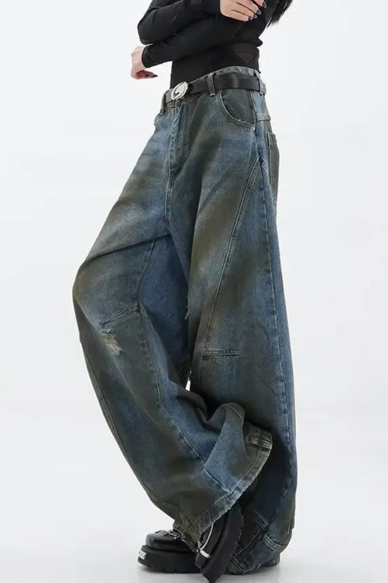 Sophisticated Garment with a Clean Classic Look