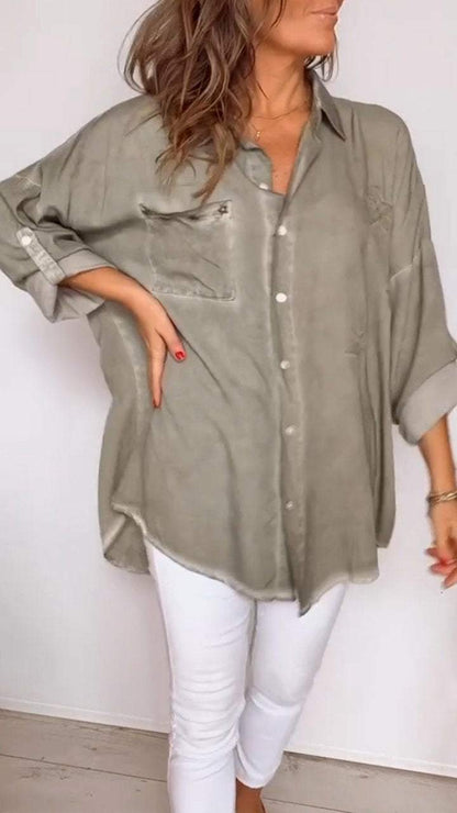 Classic Vintage Shirt with a Flattering Fit
