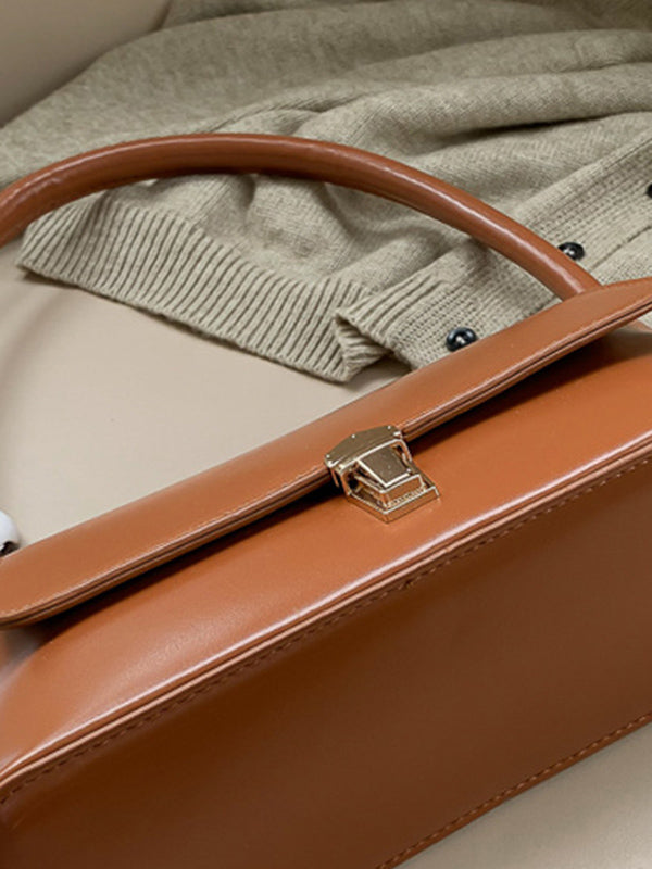 Classic Vintage Bag with a Flattering Fit