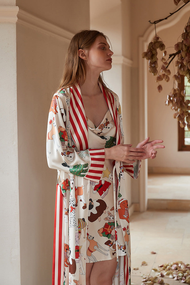 Effortlessly Elegant Garment with a Timeless Design