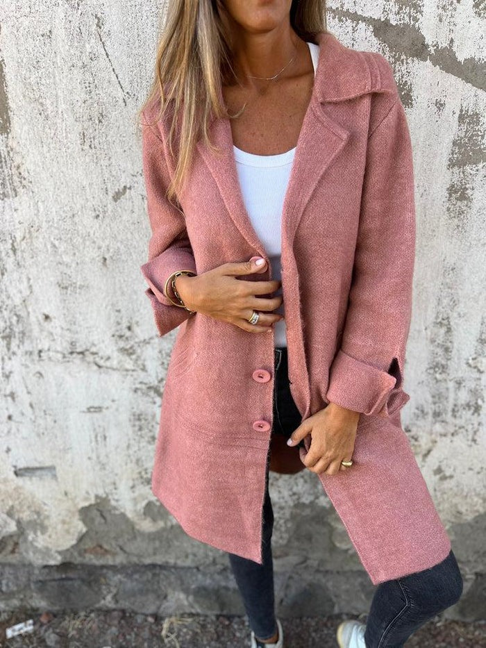 Elegantly Styled Coat for Everyday Wear
