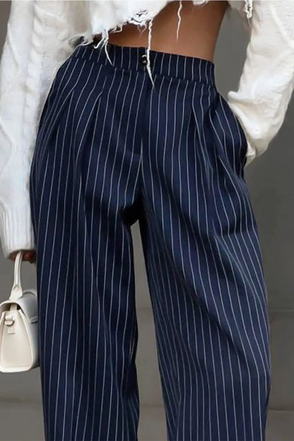 Well Tailored Pants with a Graceful Silhouette