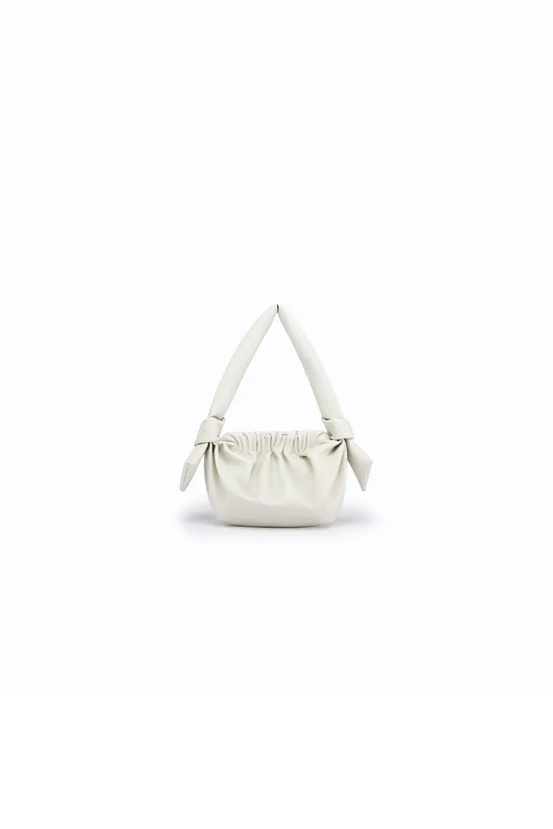 Gracefully Styled Bag for Any Occasion