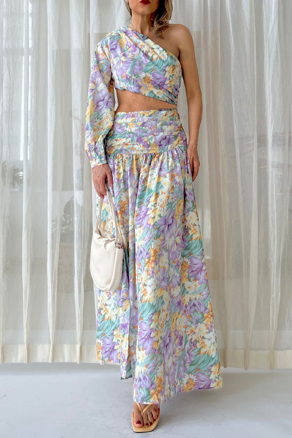 Beautifully Finished Garment in a Timeless Design