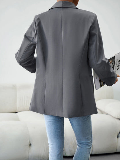 Classic Vintage Jacket with a Flattering Fit