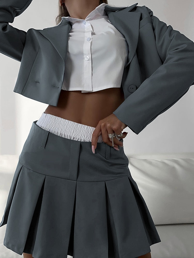 Polished Coat with an Effortless Classic Look