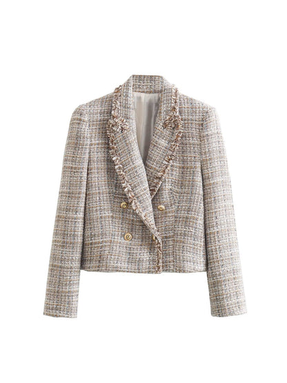Effortlessly Elegant Garment with a Timeless Design