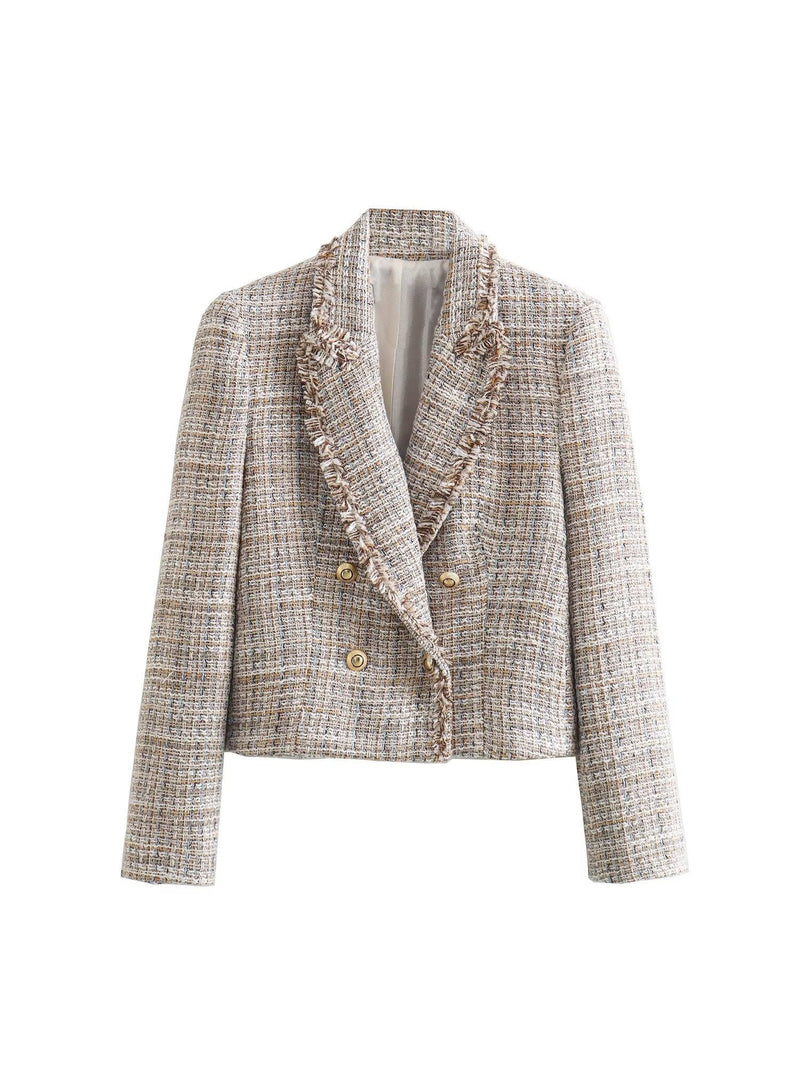 Effortlessly Elegant Garment with a Timeless Design
